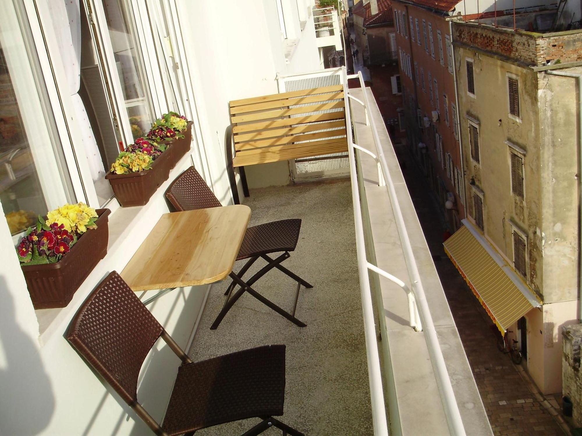 City Center Accommodation Zadar Extérieur photo