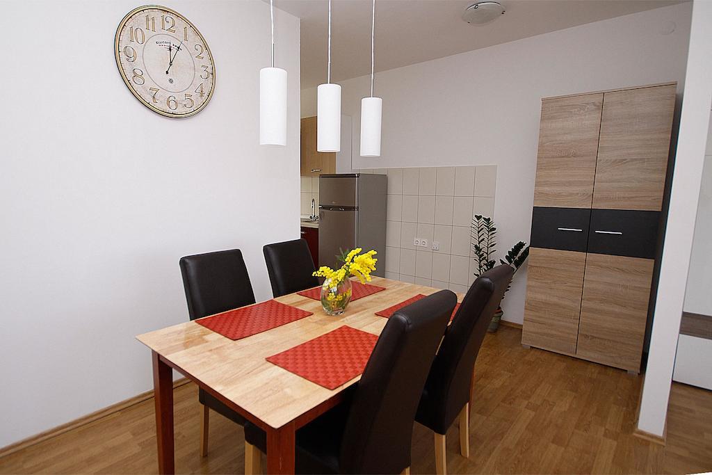 City Center Accommodation Zadar Extérieur photo