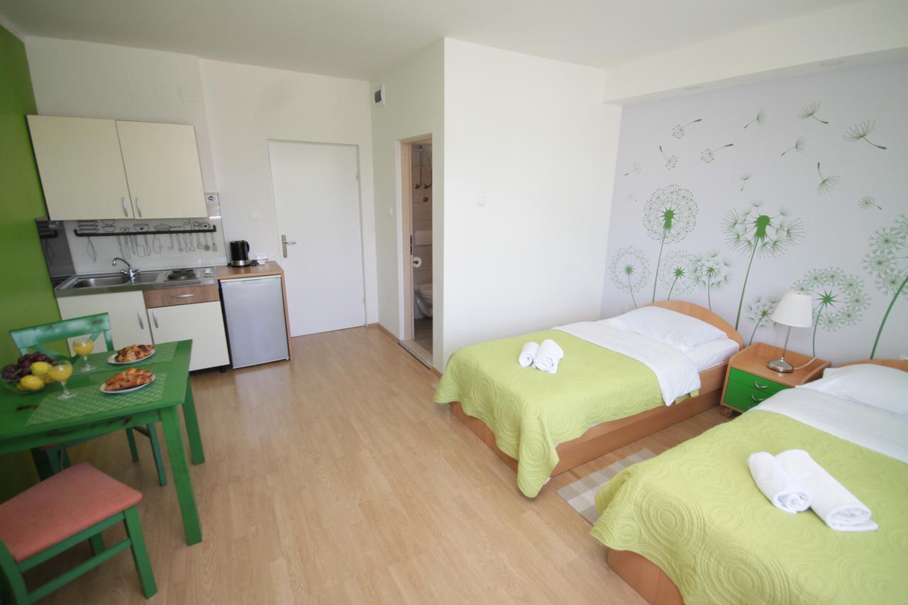 City Center Accommodation Zadar Extérieur photo